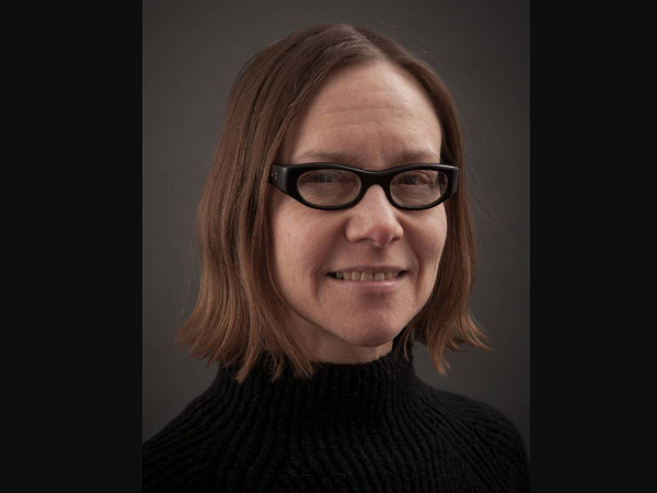 Portrait of Cathie Axe